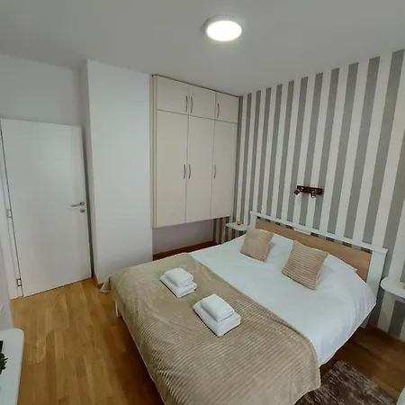 Jana 3 Apartman *