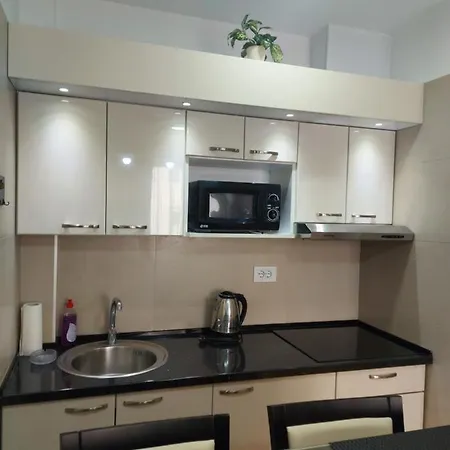 Apartman Jana 3 *
